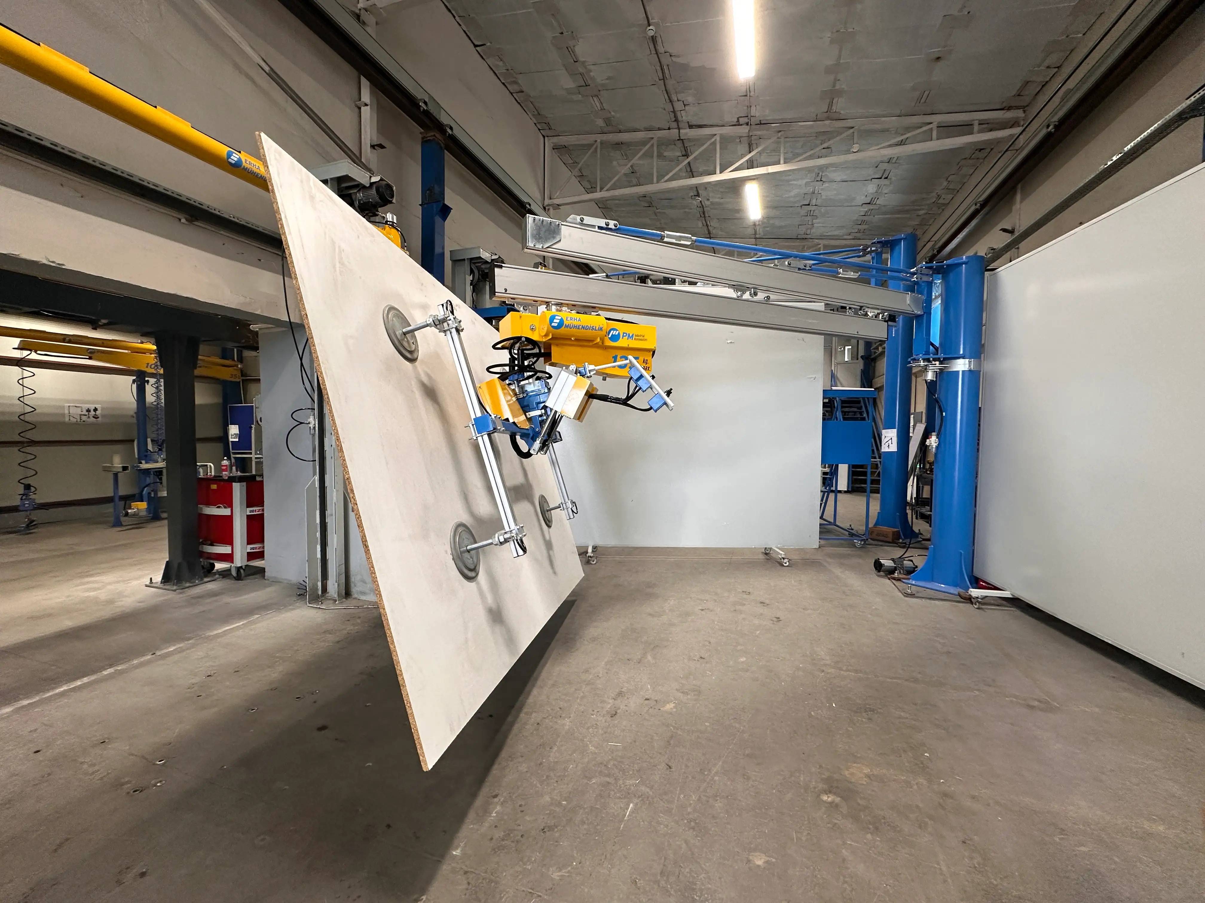 How to Choose a Panel Handling Manipulator?